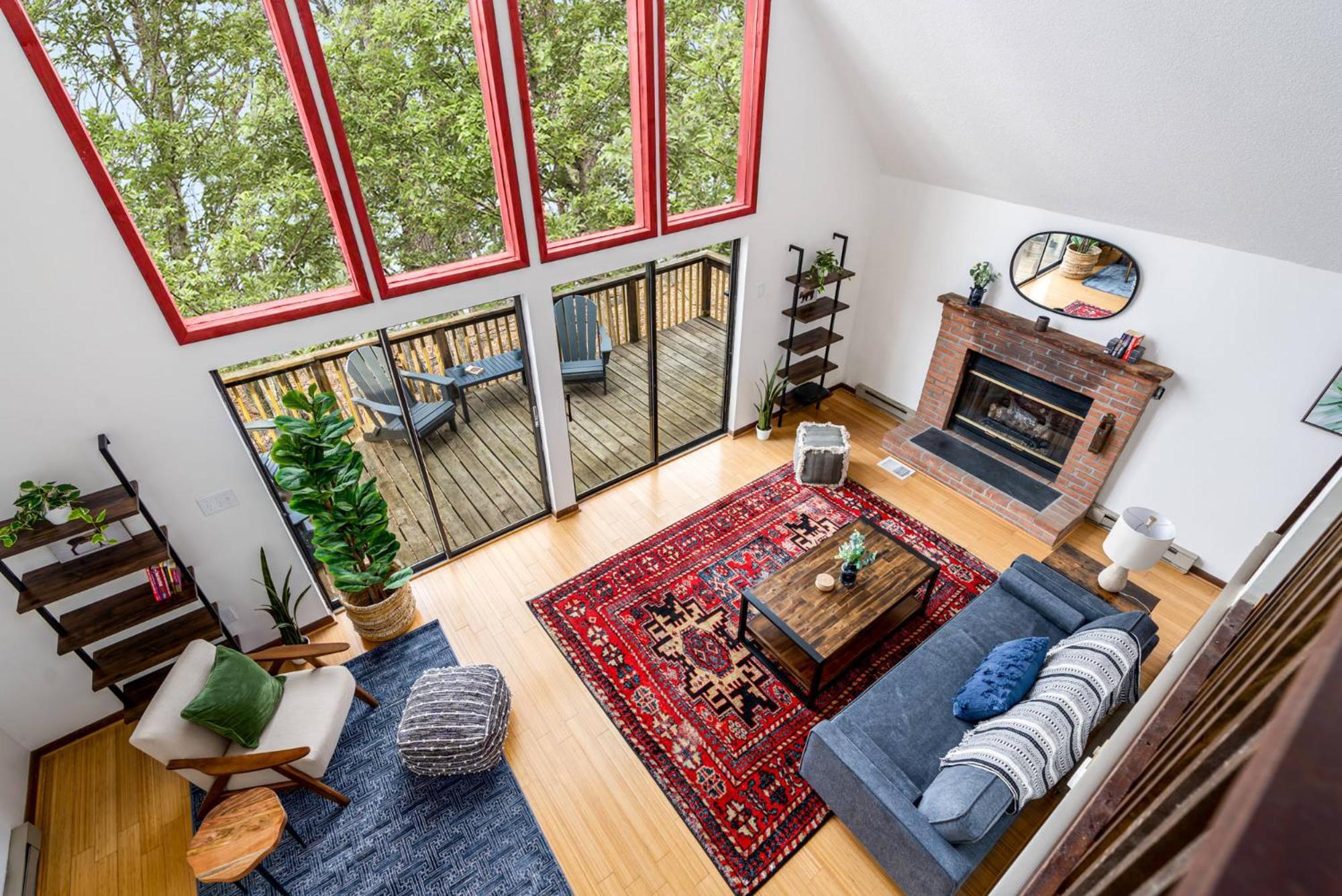 Modern Chalet Cabin W Hot Tub, Deck&Grill, & Wifi! Inwood Екстер'єр фото